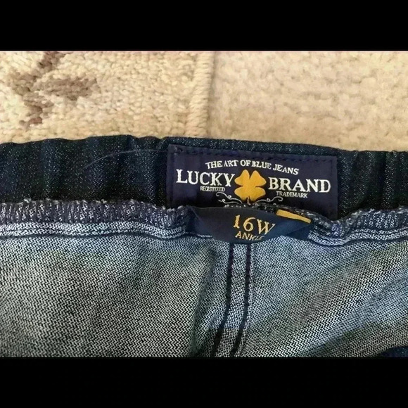 Lucky Brand Ankle Jeans with Elastic Waist - Picture 4 of 5